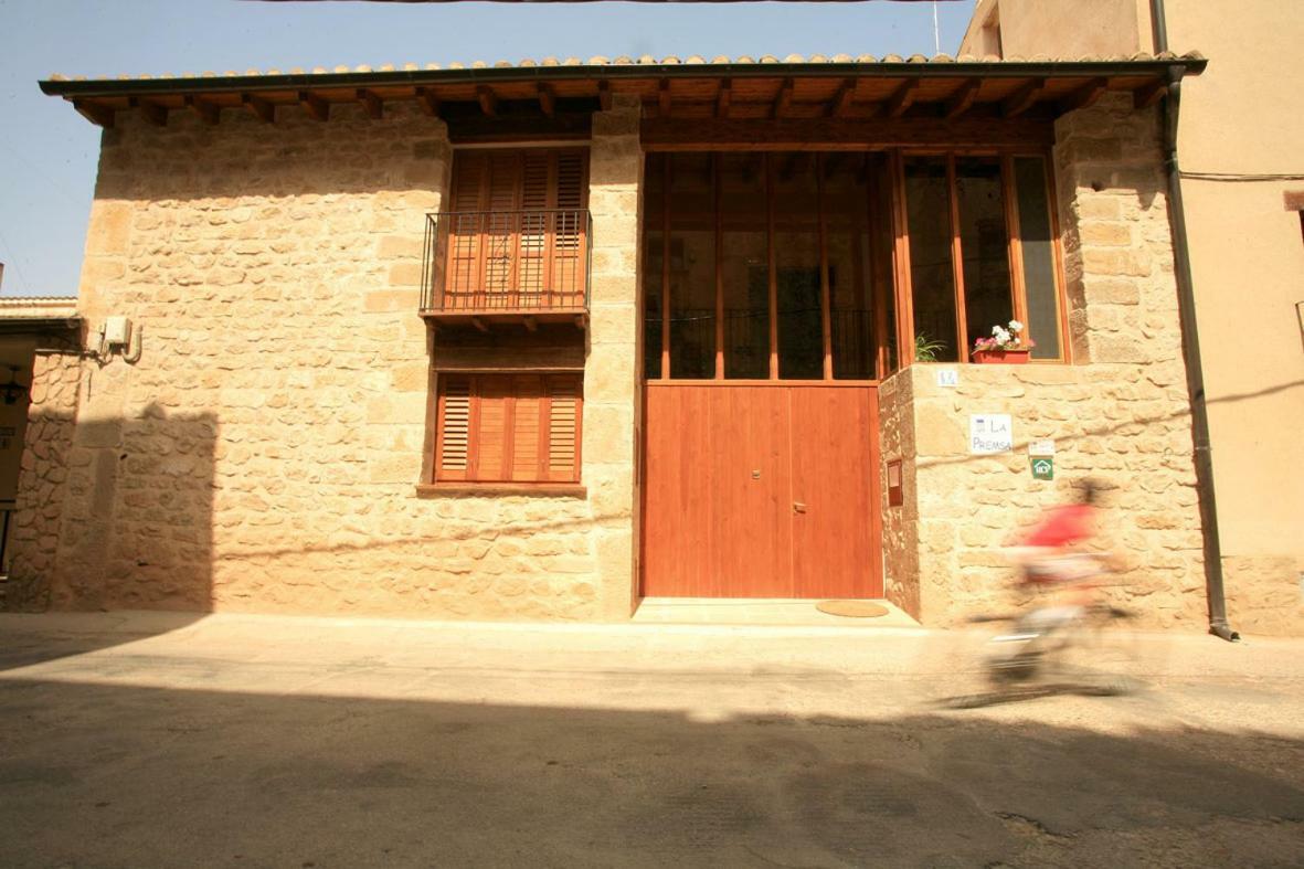 Gasthaus La Premsa Arnés Exterior foto